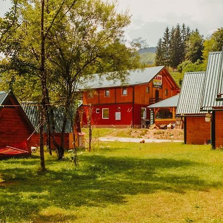 מלון טיינטישטה Camp Sutjeska מראה חיצוני תמונה