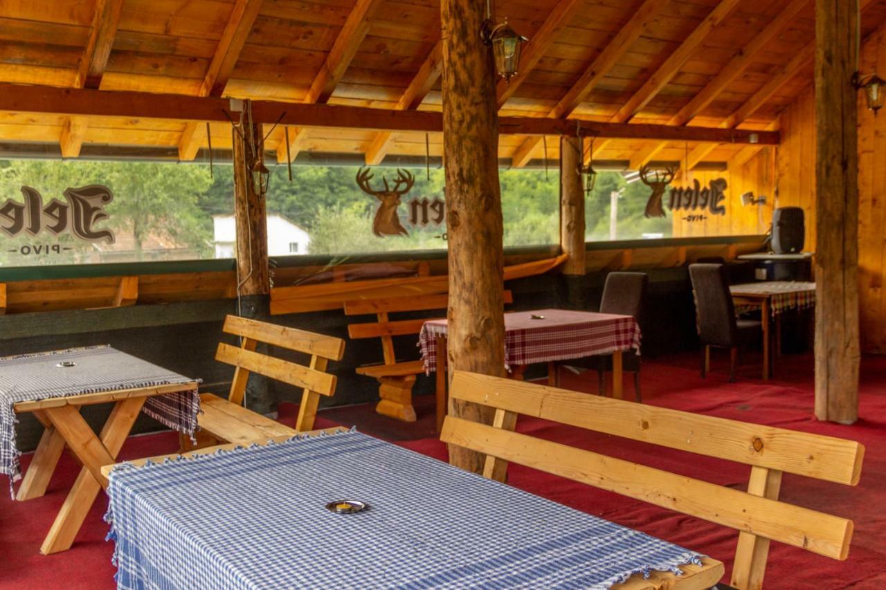 מלון טיינטישטה Camp Sutjeska מראה חיצוני תמונה