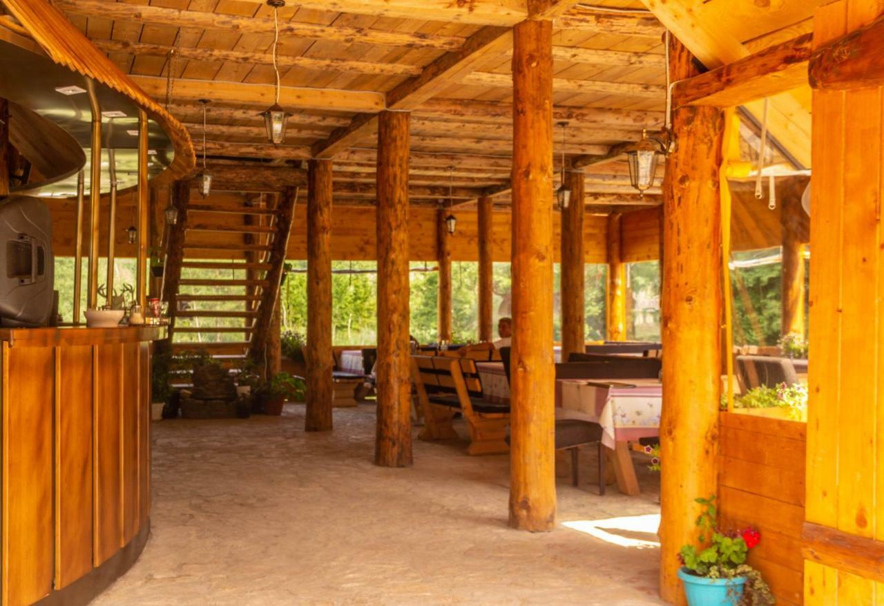 מלון טיינטישטה Camp Sutjeska מראה חיצוני תמונה